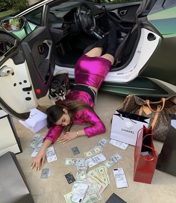 Flaunt your wealth challenge, falling stars challenge, funny photos of rich people, wealth, inequality, dumb rich people, showing off fancy cars and money, rich people bragging, flauntyourwealth