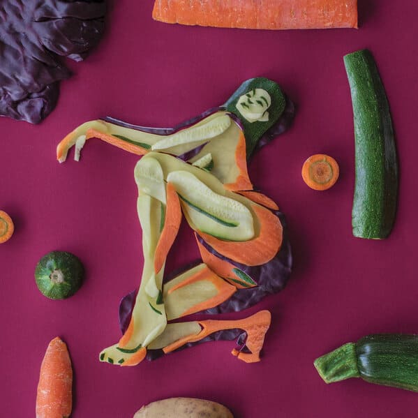 Food porn, body positivity, art, everyday objects, painting, sketches, cool art, jolita vaitkute, funny naked photos with vegetables and fruit, food made into art, artist makes food into sexy art