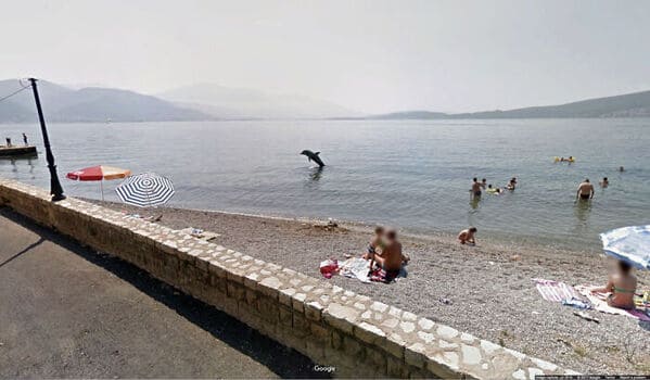 Funny google street view, pictures from google accidentally captured, funny pics from google, weird wtf moments on google, Jon Rafman, art, photos, cool pics