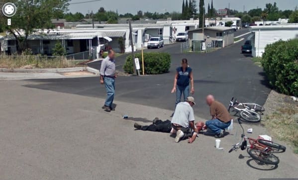 Funny google street view, pictures from google accidentally captured, funny pics from google, weird wtf moments on google, Jon Rafman, art, photos, cool pics