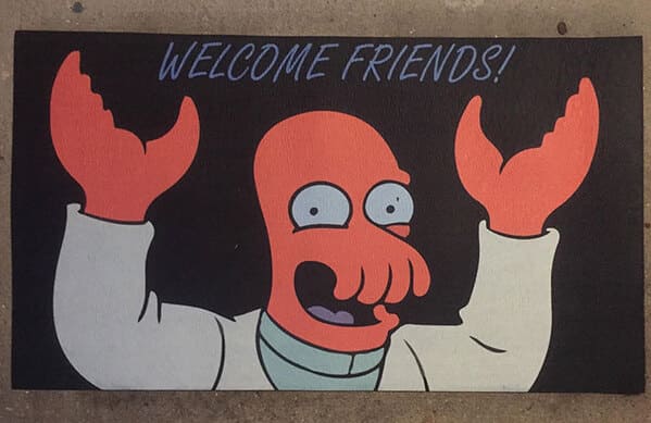 Funny doormats, funny pics from houseguests, r funny, reddit, jokes, dog jokes, weird signs, houseguests not feeling welcome, hilarious signs outside house, lol