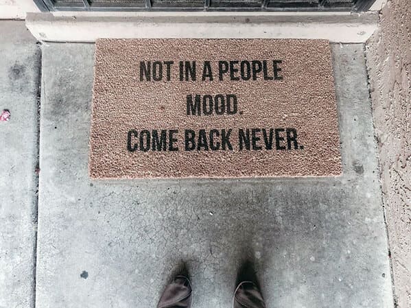 Funny doormats, funny pics from houseguests, r funny, reddit, jokes, dog jokes, weird signs, houseguests not feeling welcome, hilarious signs outside house, lol