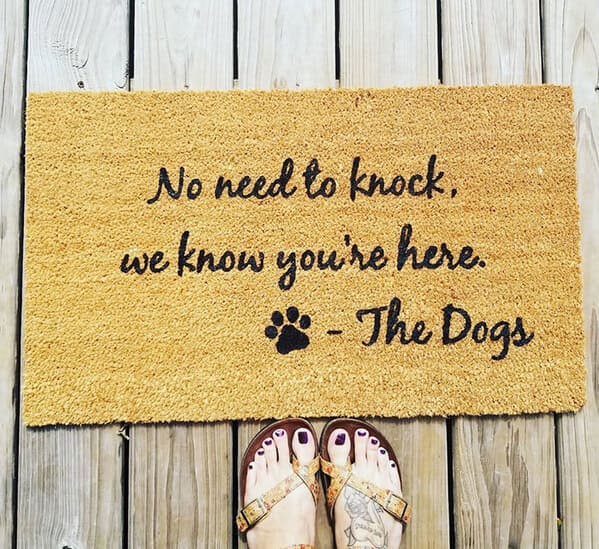 Funny doormats, funny pics from houseguests, r funny, reddit, jokes, dog jokes, weird signs, houseguests not feeling welcome, hilarious signs outside house, lol