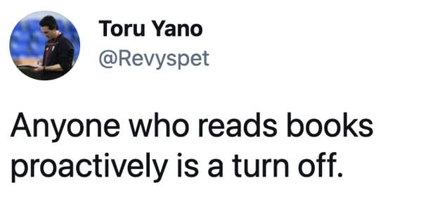 Favorite book red flag viral twitter thread, tweets about favorite novels, books that are red flags, novels, reading, dating, single, people who judge other people’s taste in literature, viral tweet