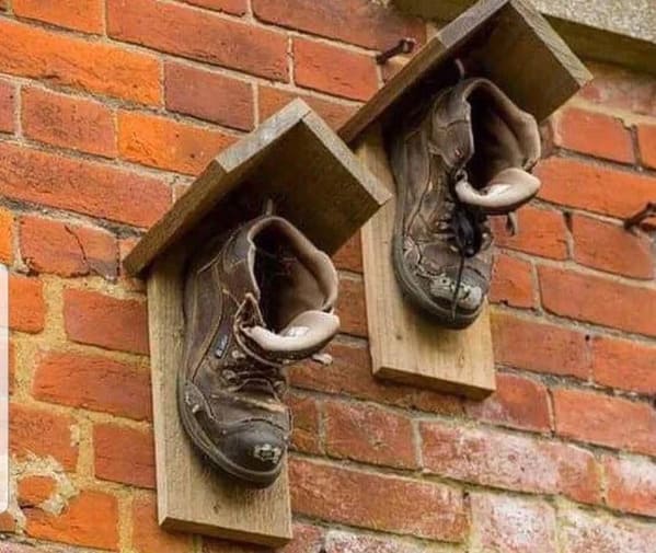 boots turned into a birdhouse, Funny DIY solutions, DIY fails, funny pictures of people trying to fix something and making it worse, lol, reddit, r redneckengineering, do it yourself, questionable DIY projects