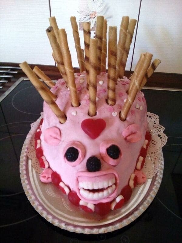 Can Anyone Actually Make A Hedgehog Cake Correctly? It Appears Not (25  Pics) - Page 2 of 2