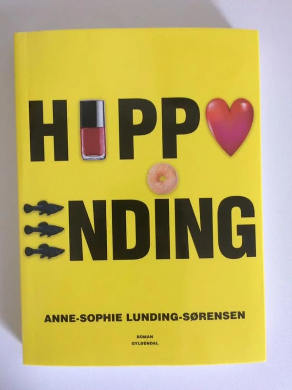 yellow book cover that should say happy ending but the letters look like Hippo, Funny Graphic Design Fails, Bad deign, reddit crappy design, lol, poor planning, weird visual errors someone should fix, dumb designs, photos