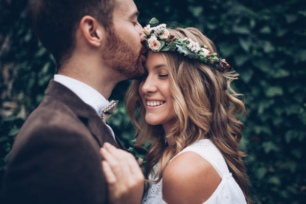 married people flower crown and suit, Funny wedding shower thoughts, Funny marriage thoughts, observations about getting married, wedding photos