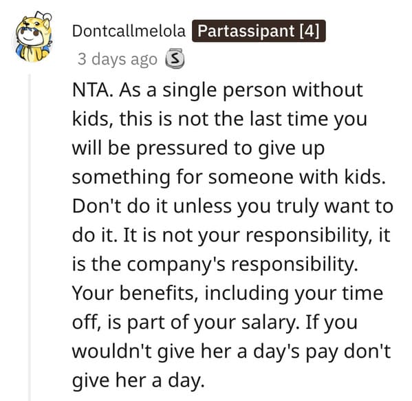 Woman asks if she’s the asshole to not give up vacation days, single woman versus pregnant woman vacation days AITA, American workers, sad, funny, Reddit question