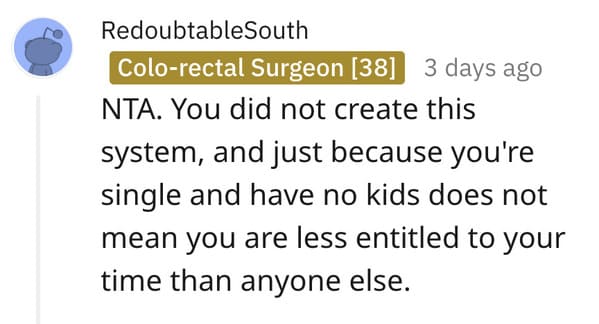 Woman asks if she’s the asshole to not give up vacation days, single woman versus pregnant woman vacation days AITA, American workers, sad, funny, Reddit question