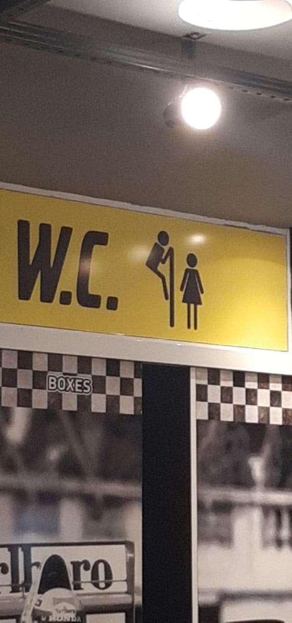 Funny crappy design in restaurants, weird photos, wtf, hilarious fails in restaurants, owners who didn’t hire a graphic designer, dumb menus, r crappydesign, fail, lol, humor